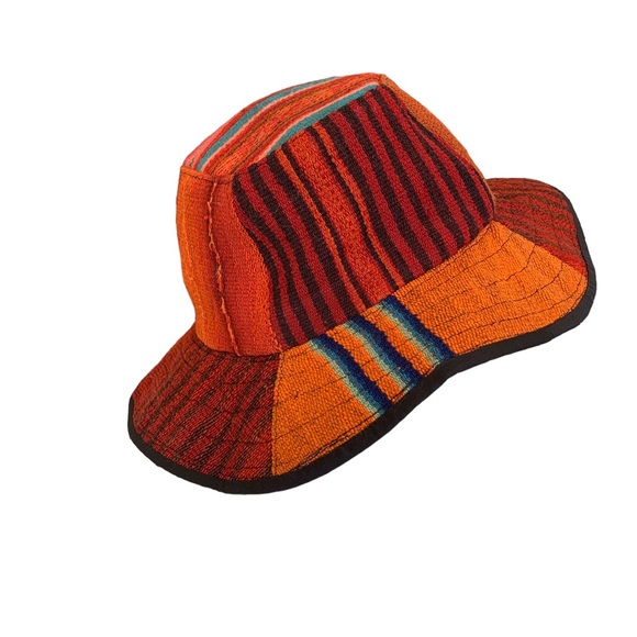 PATCHWORK BUCKET HAT - Picture 7 of 9